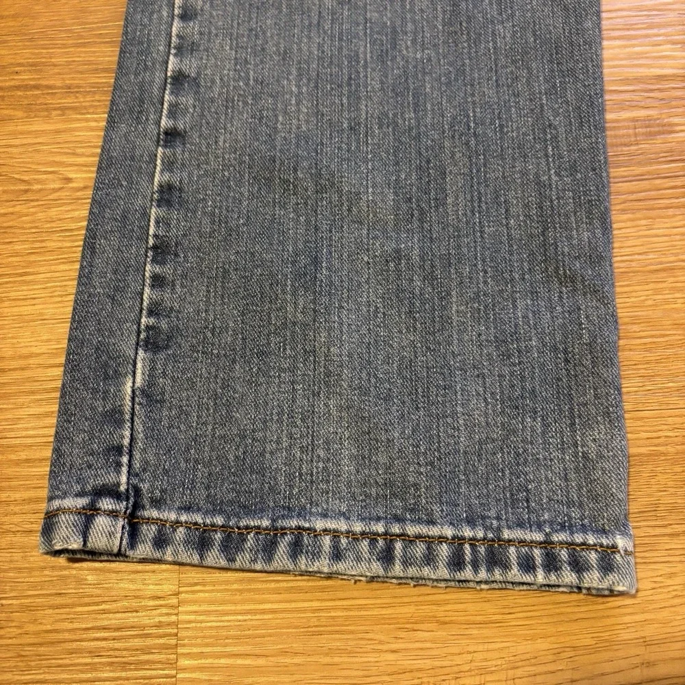 Levis preowned good